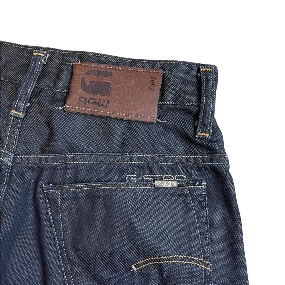 G-Star Raw 3301 vintage men size 28 jeans in dark denim wash/minor distressing